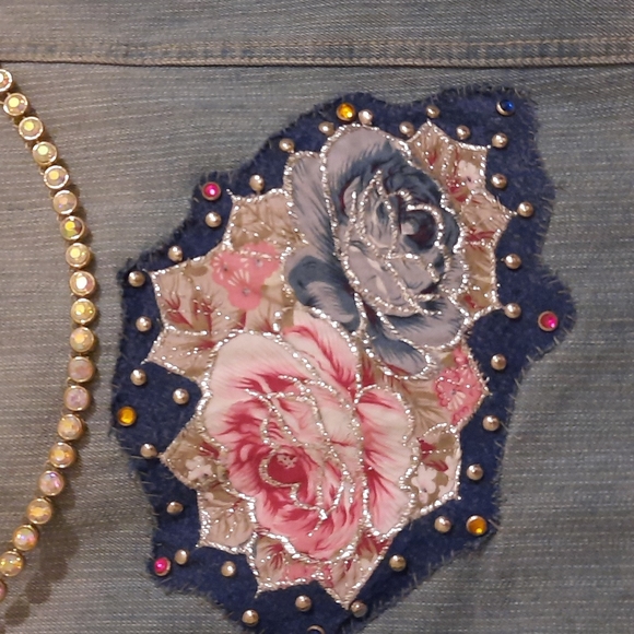 Sparkle, denim, roses, Vest 2x or great as oversize vest for l/xl rock n roll - Picture 2 of 8